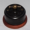 Ретро-выключатель на 2 нагрузки: керамика, поворотный, чёрный, ручка «бронза», тёмная подложка. - Z24-79