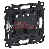 Розетка 2xRJ45 Cat.6 Legrand VALENA INMATIC, алюминий в каталоге электрики 220.ru, артикул LN-753043