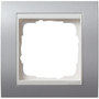 Рамка одинарная алюминий центральная вставка белая, Gira System 55 EVENT в каталоге электрики 220.ru, артикул G021126